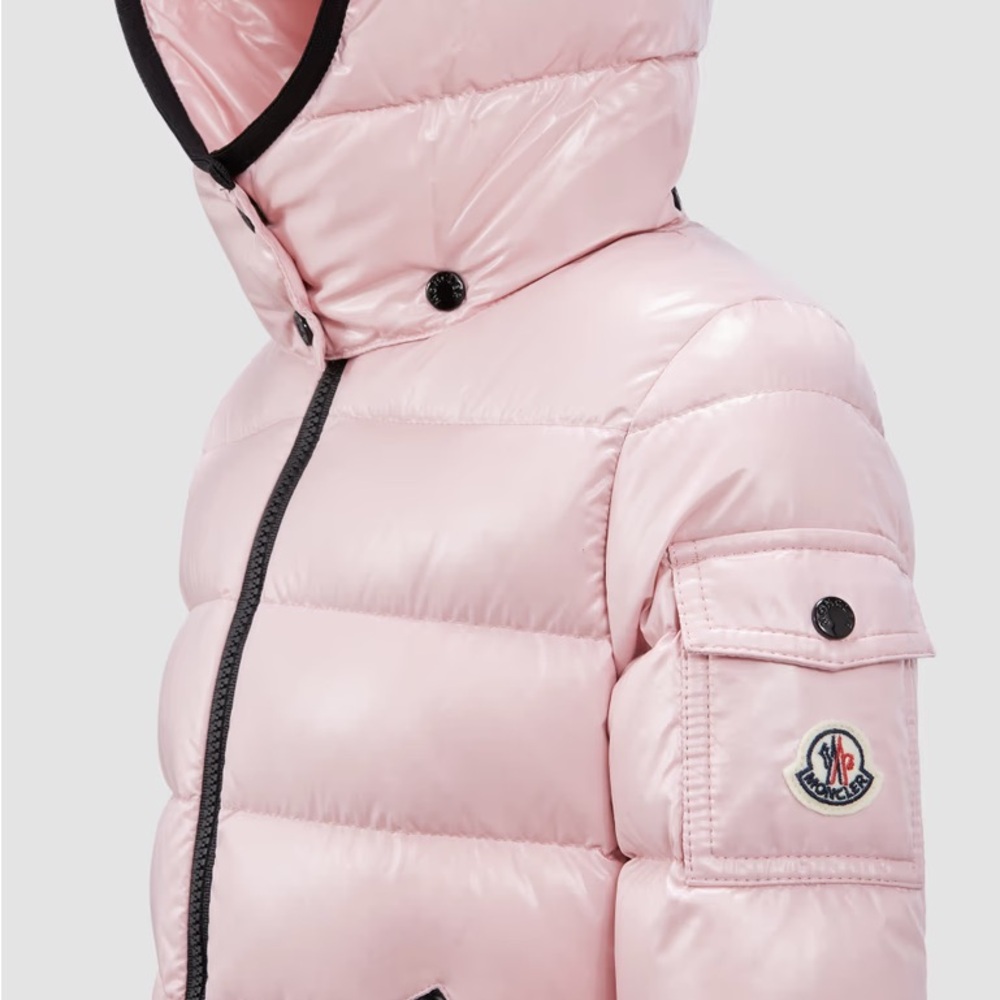 Moncler 🖤 Kids Jacket 4Y - Picture 13 of 15